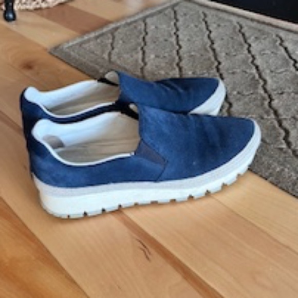Prada Navy Suede Espadrille - Picture 1 of 6
